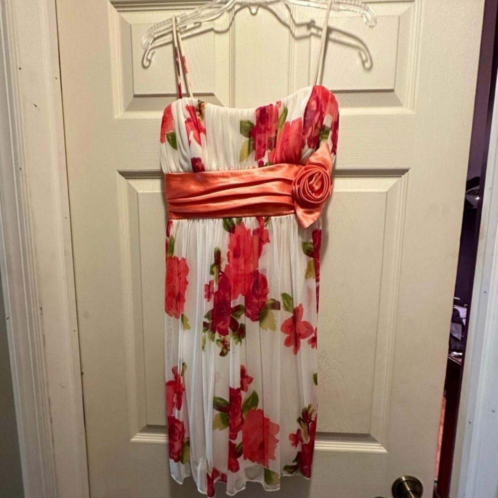 City Triangles Floral Print Summer Dress